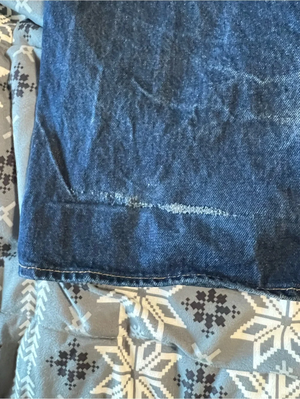 Levis relaxed straight